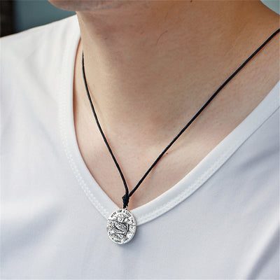 Magicdeal™ Adventurer Badge Pendant Necklaces B3