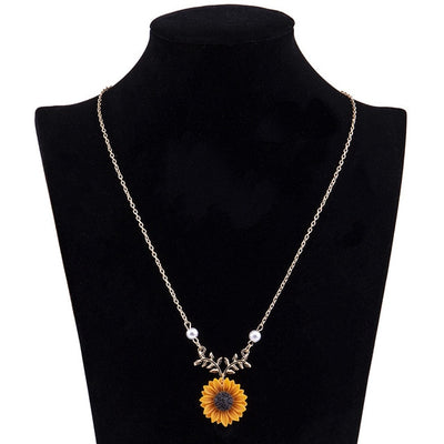Delicate Sunflower Pendant Necklace For Women Creative Imitation Pearls